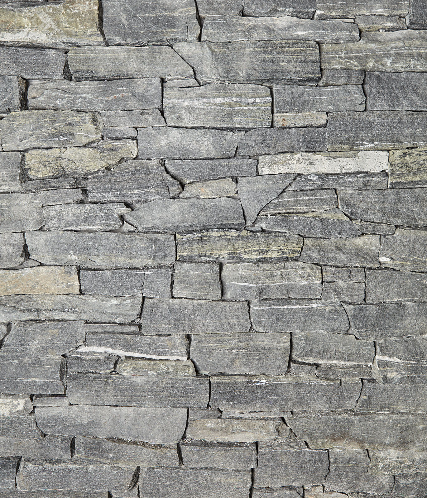 Black Frost Ledgestone - Buechel Stone - Full & Thin Stone Veneers 