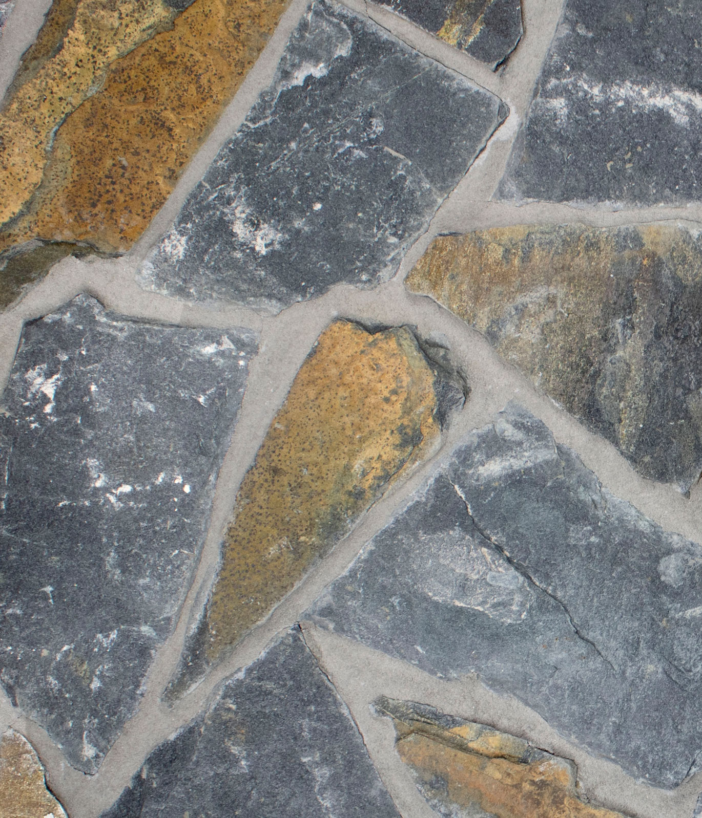 Bluestone Patterned Flagstone (Natural Cleft) - Buechel Stone