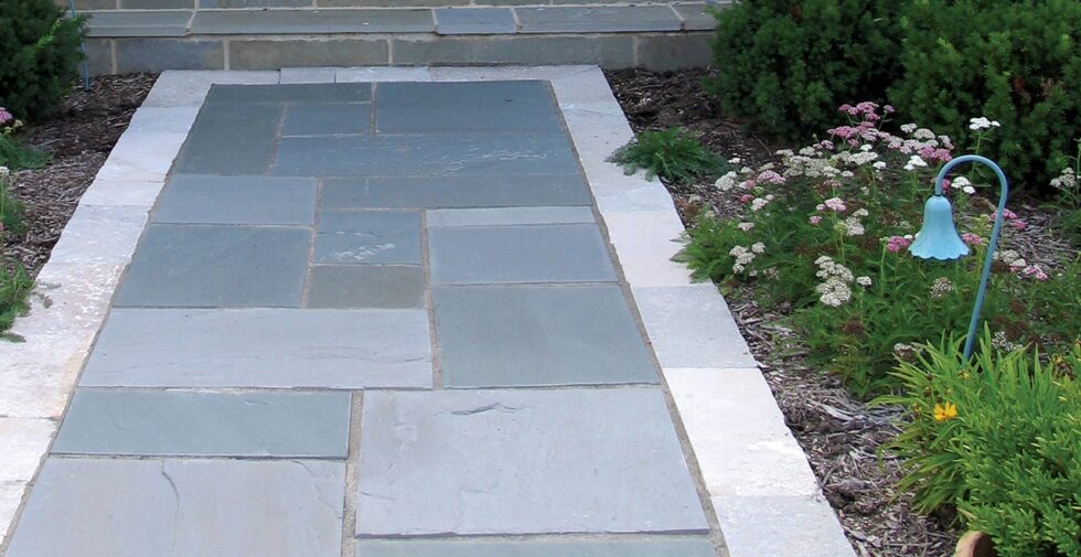 Bluestone Patterned Flagstone (Natural Cleft) - Buechel Stone