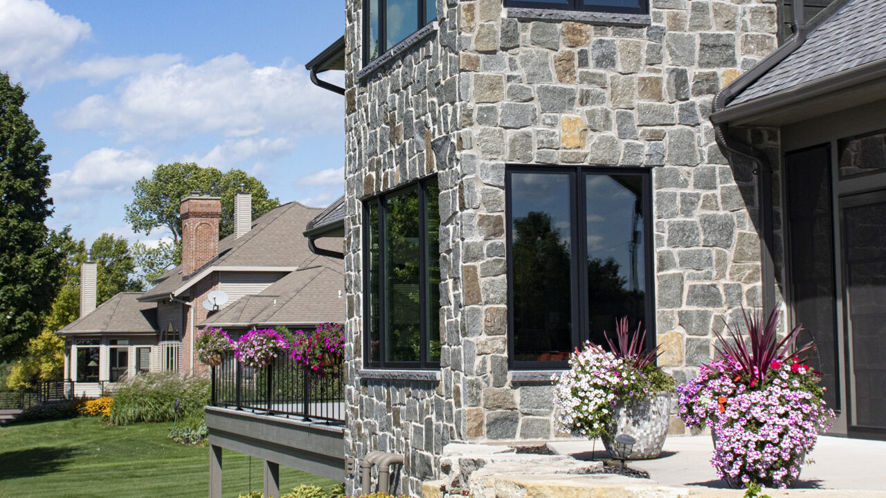 Rustic Rock Blue Barnwood Blue Castle Rock - Buechel Stone